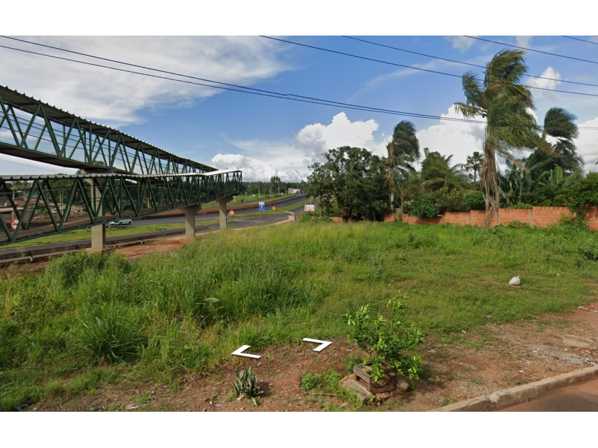 Terreno à venda em leilão