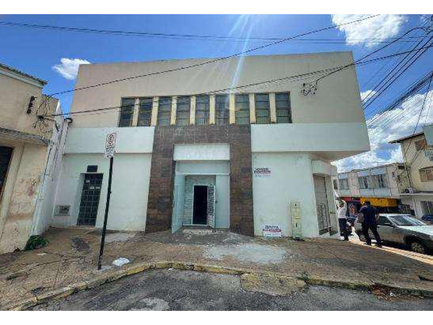 Loja à venda em leilão