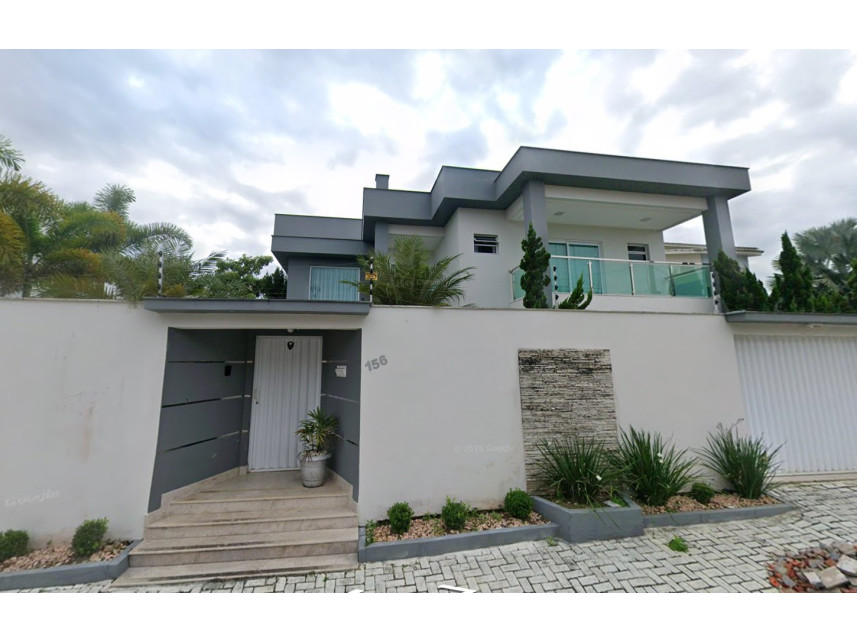 Casa à venda em leilão