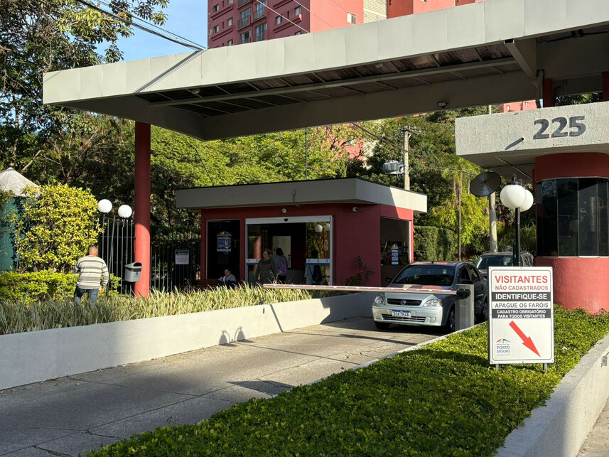 Imóvel Residencial à venda em leilão — foto 2