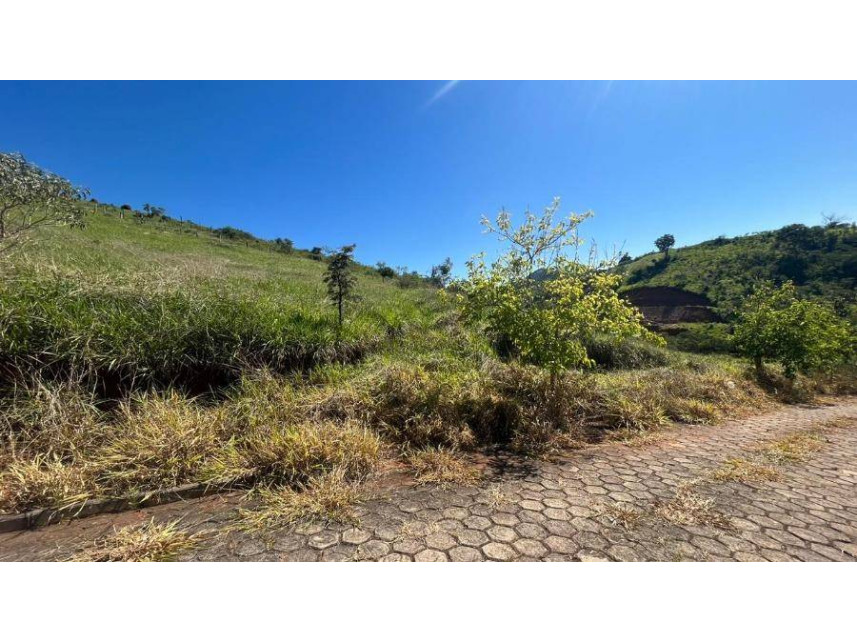 Terreno à venda em leilão