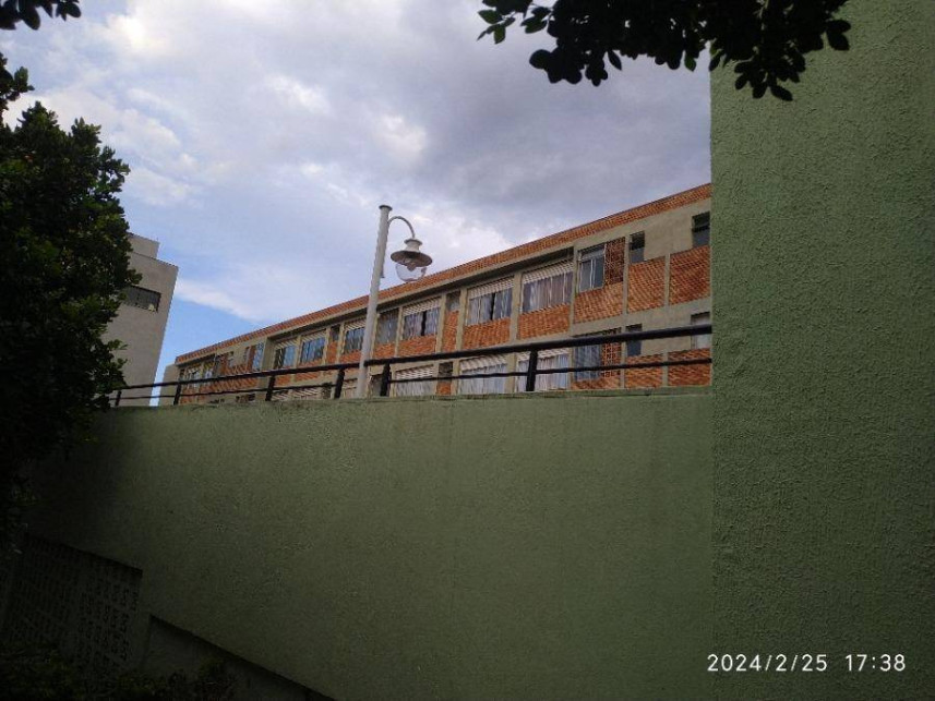 Apartamento à venda em leilão — foto 2