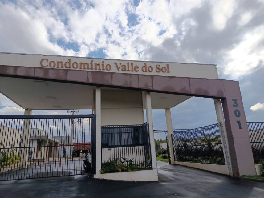 Terreno à venda em leilão