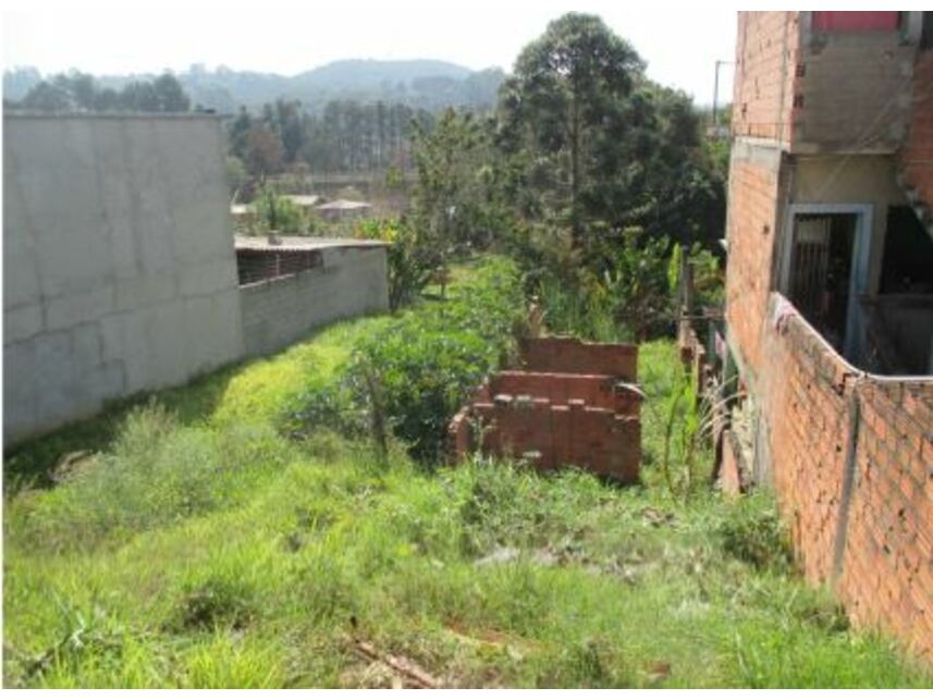 Terreno à venda em leilão