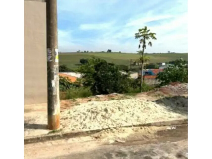Terreno à venda em leilão