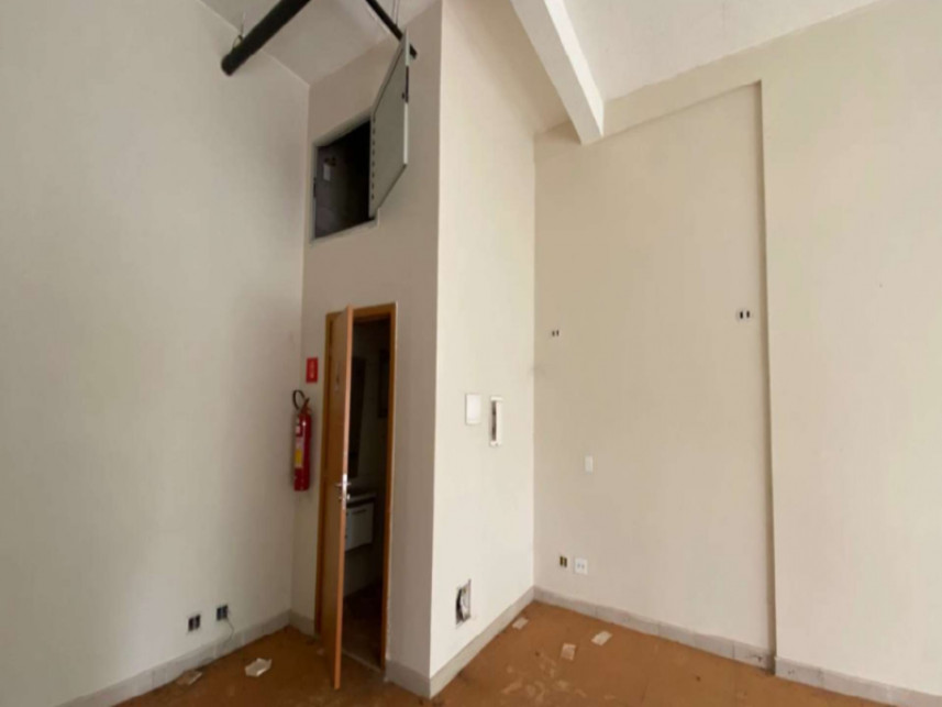 Salão Comercial à venda em leilão — foto 4