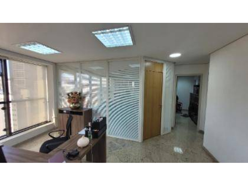Sala Comercial à venda em leilão — foto 2