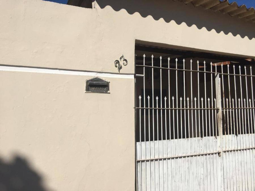Casa à venda em leilão — foto 2
