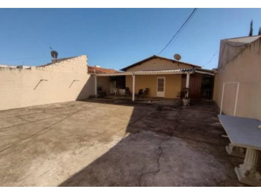 Casa à venda em leilão — foto 2